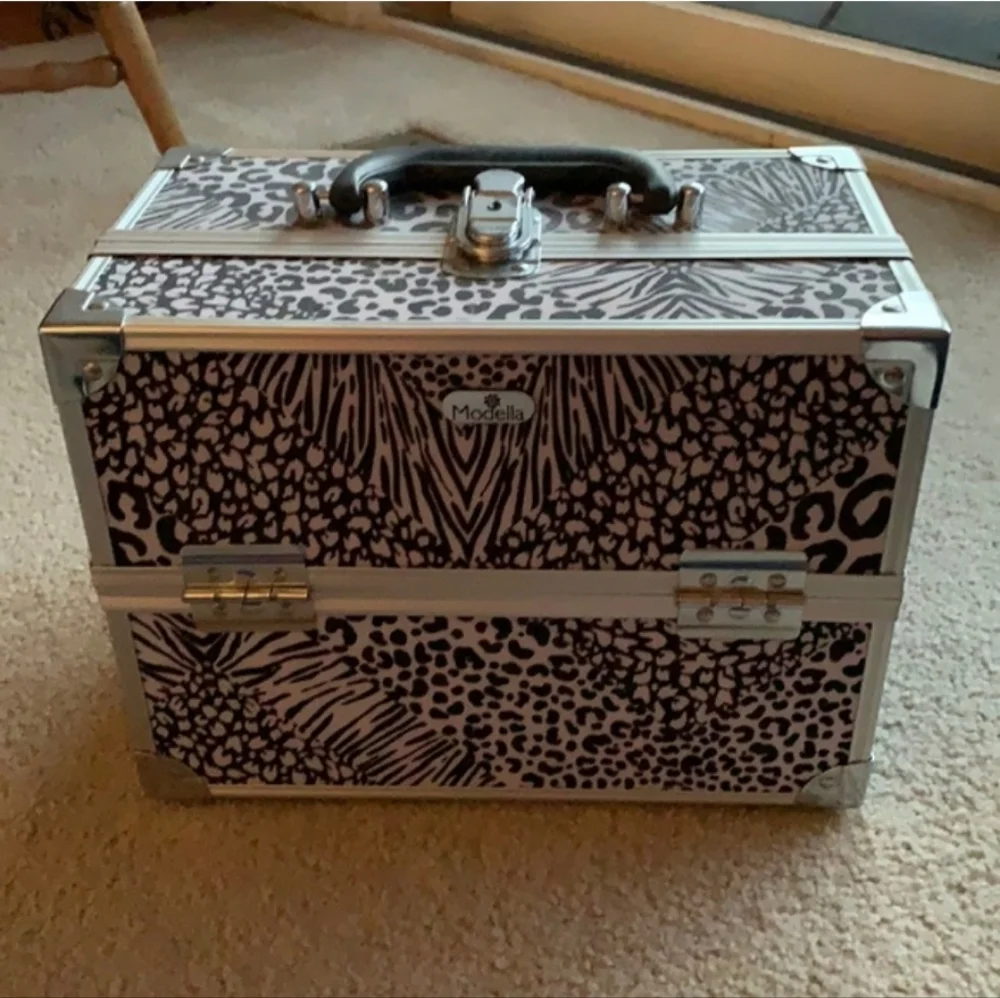 Animal Print Foldable Hard Train Makeup Beauty Case Lock & Key Included